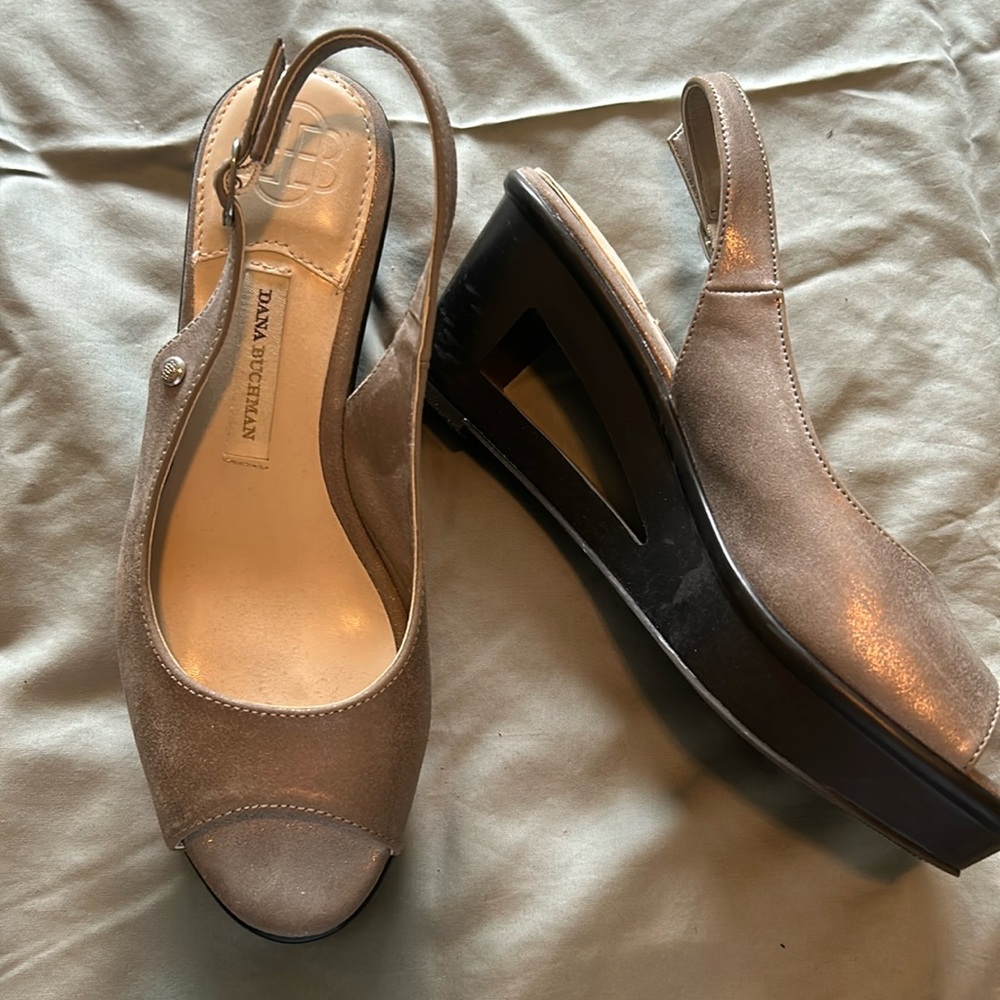 Silver wedge (with cutout) peep toe heels size 7